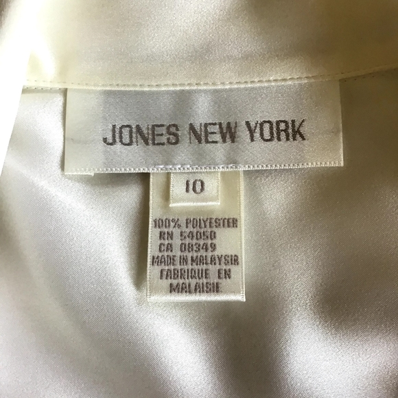 NWT Jones New York Satin Look Button Down Top-10 - Picture 9 of 9